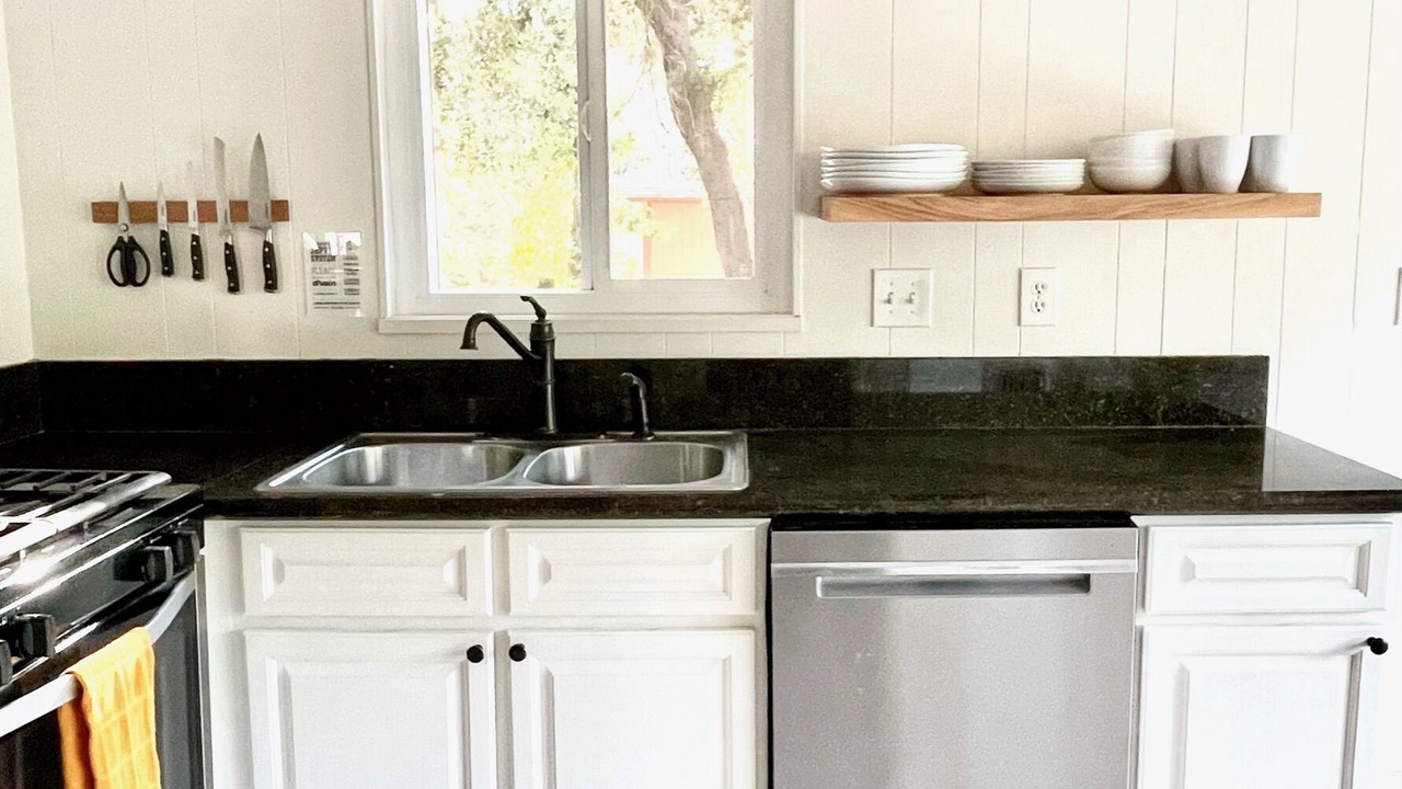 Photo of Kitchen in Crestline