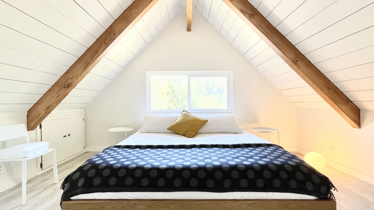 Photo of Bedroom in Crestline