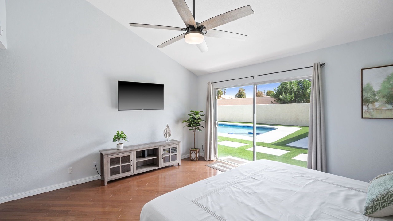Photo of Bedroom in Bermuda Dunes