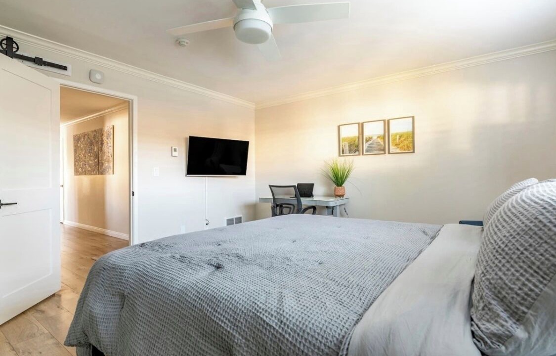 Photo of Bedroom in South Redondo