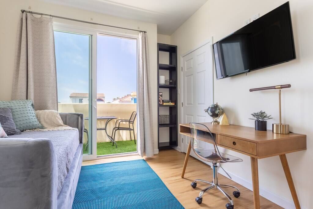 Photo of Bedroom in Hermosa Beach