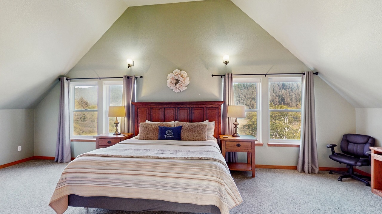 Photo of Bedroom in Orick