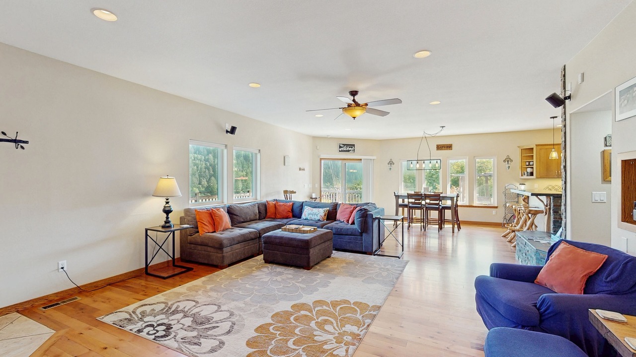 Photo of Livingroom in Orick