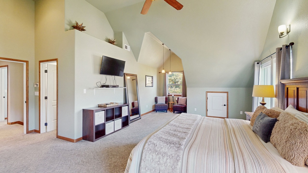 Photo of Bedroom in Orick