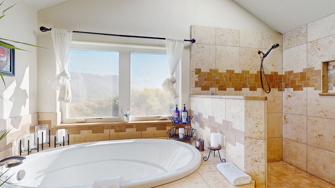 Photo of Bathroom in Orick