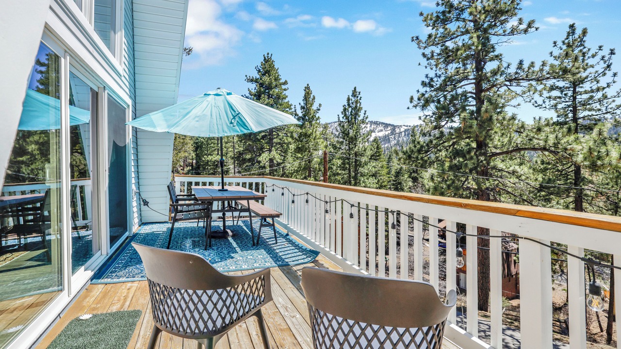 Photo of Outdoor in Moonridge
