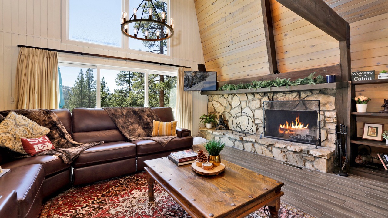Photo of Livingroom in Moonridge