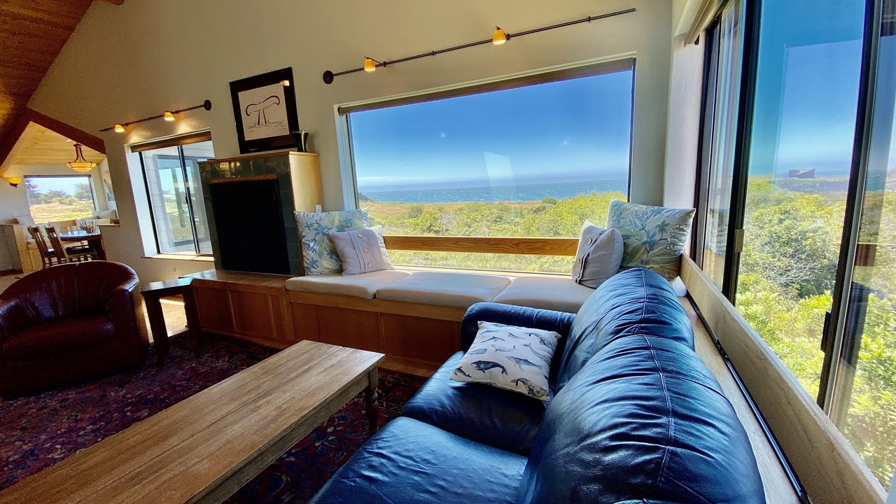 Photo of Livingroom in Sea Ranch