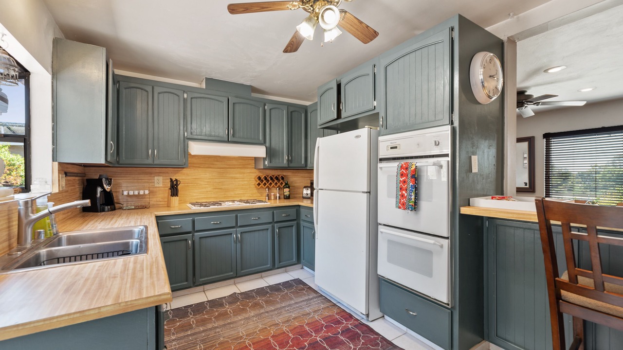 Photo of Kitchen in Bay Park