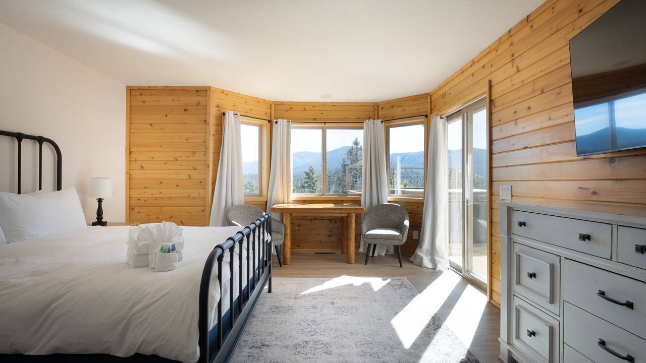 Photo of Bedroom in Castle Glen Estates