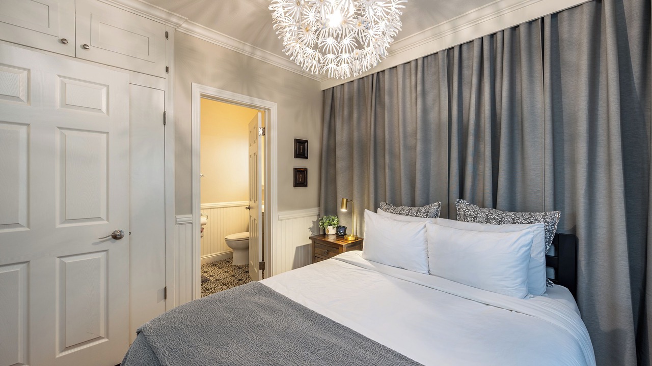 Photo of Bedroom in Santa Ana