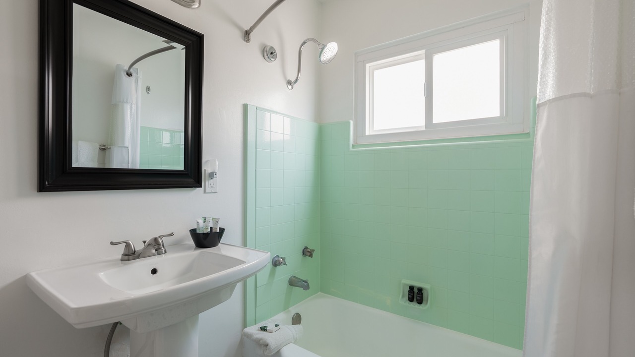 Photo of Bathroom in Desert Park Estates