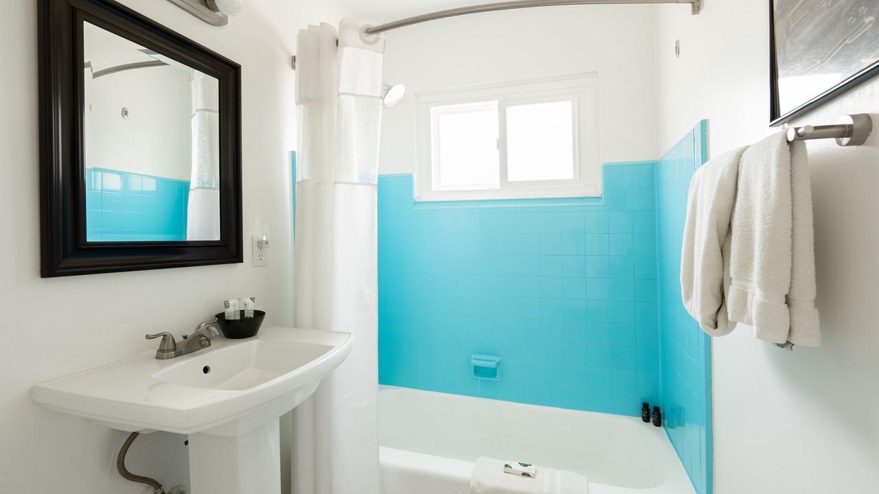 Photo of Bathroom in Desert Park Estates