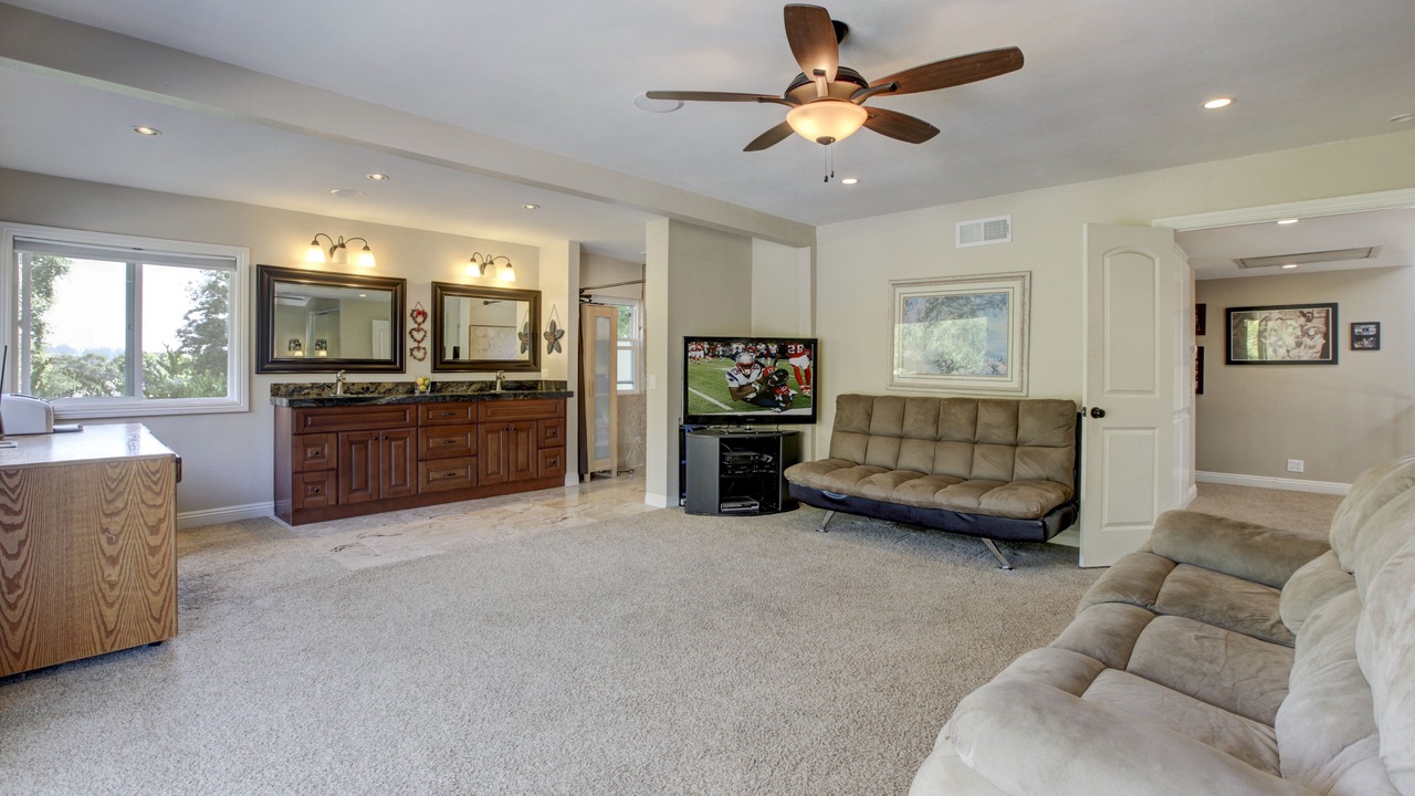 Photo of Livingroom in Mission Viejo
