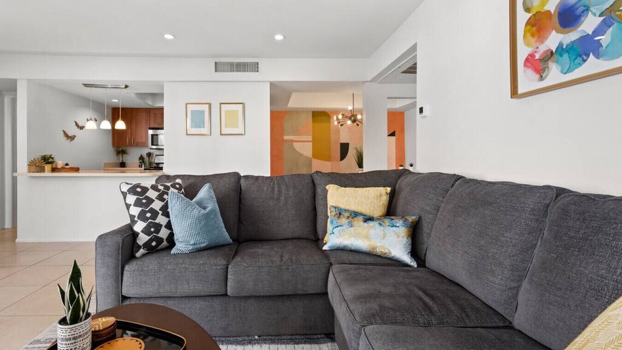 Photo of Livingroom in Deepwell Estates