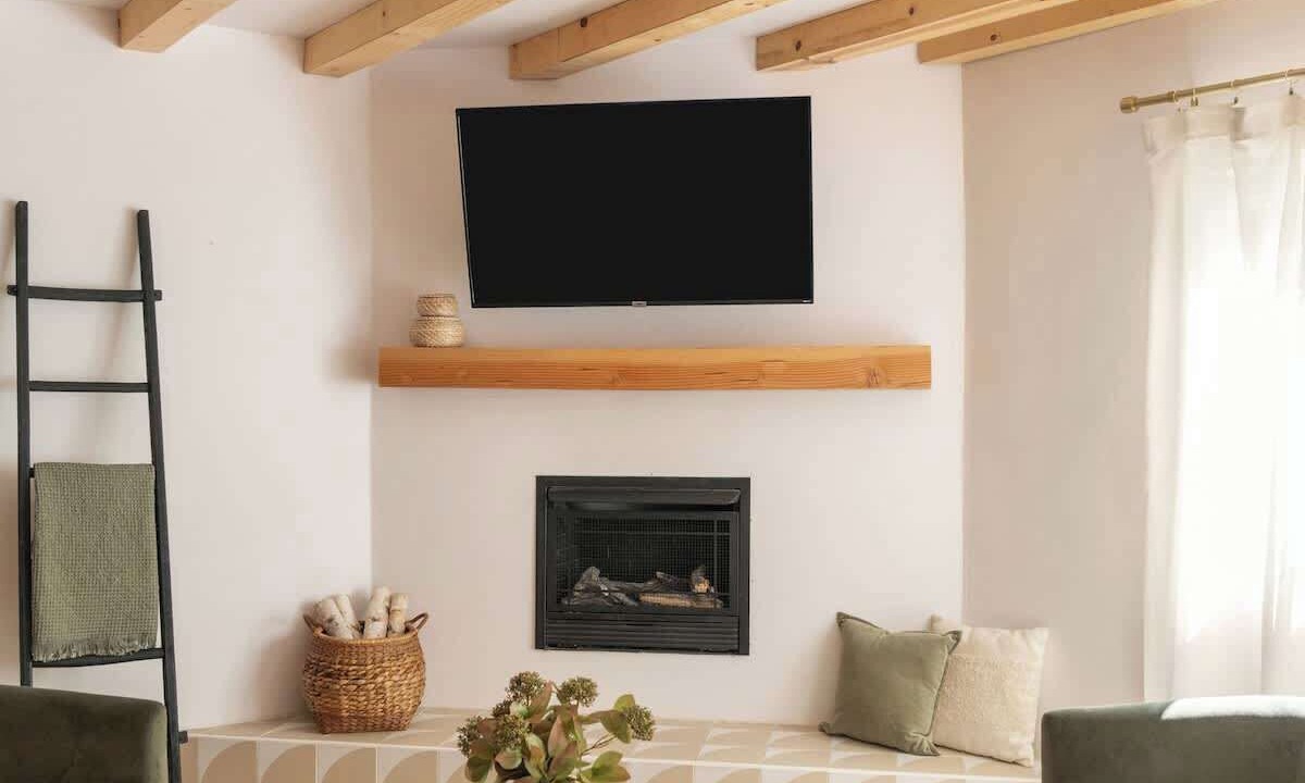 Photo of Livingroom in Big Bear City