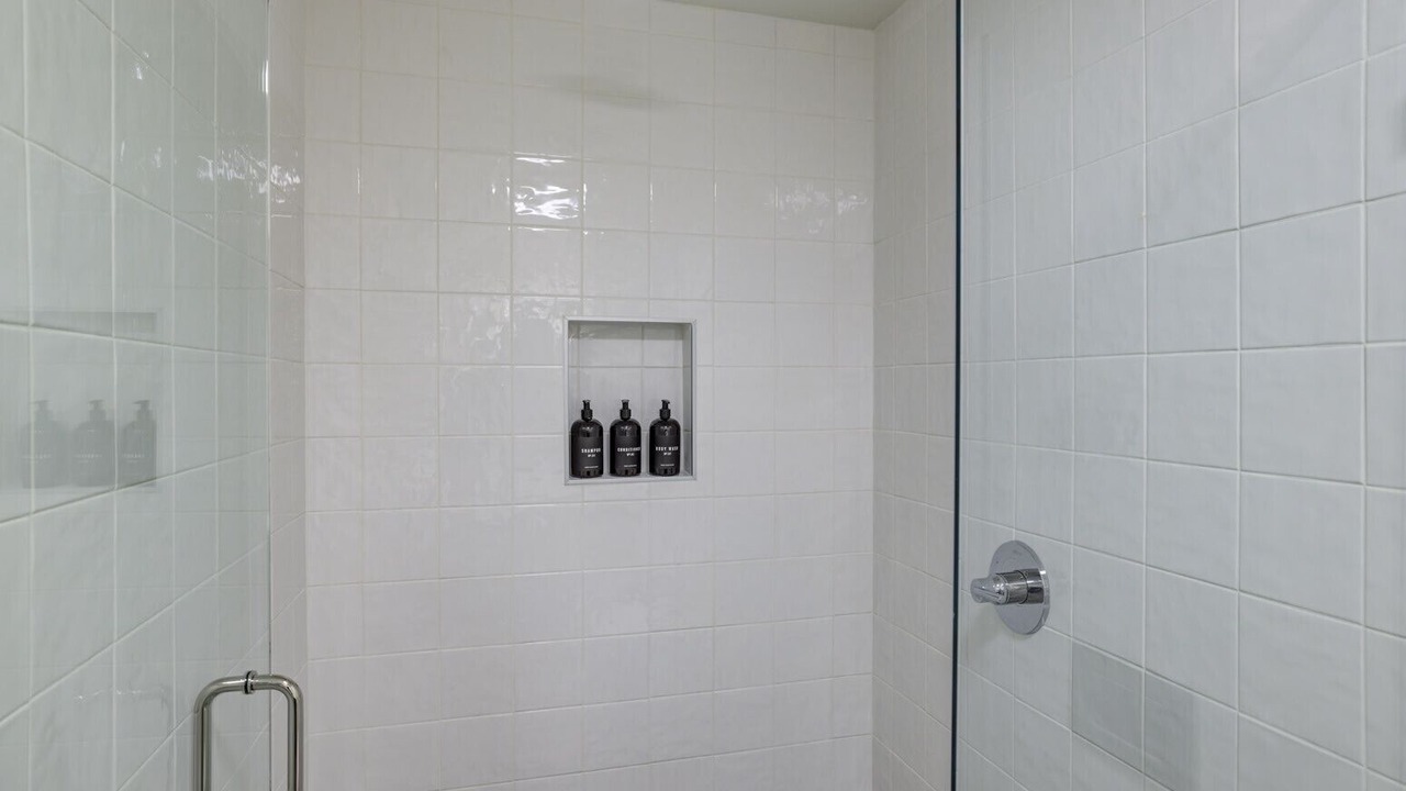 Photo of Bathroom in Lakeside Park