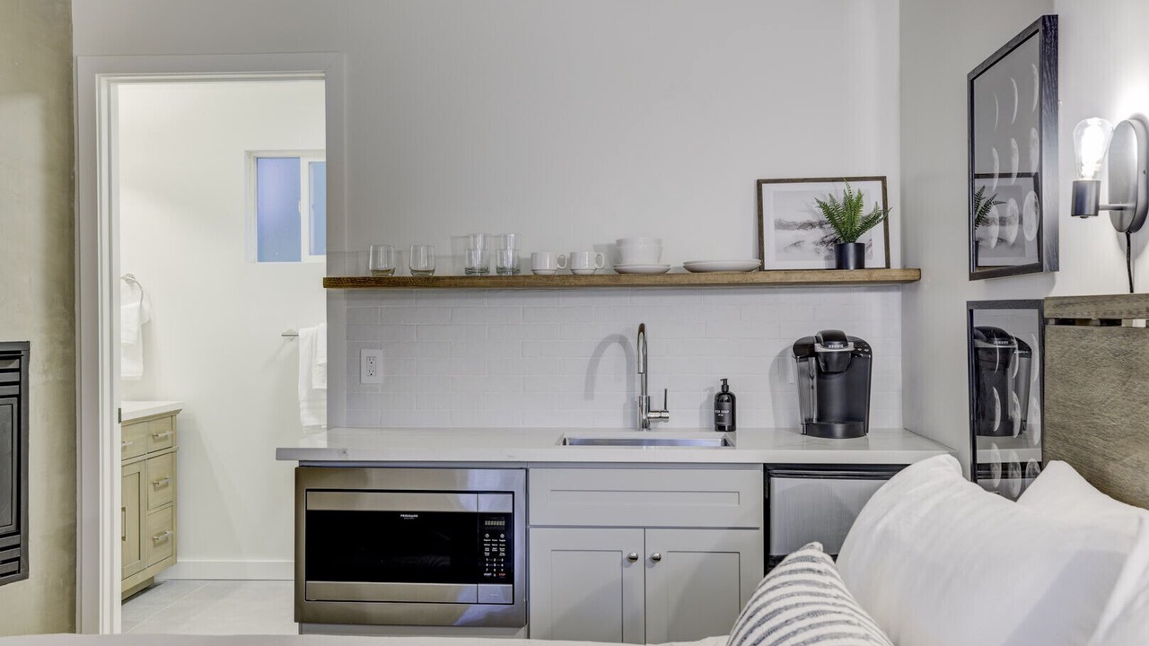 Photo of Bedroom in Lakeside Park