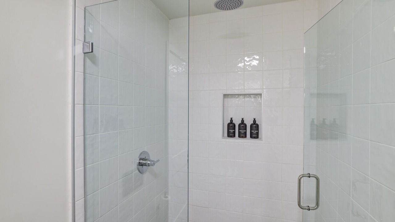Photo of Bathroom in Lakeside Park