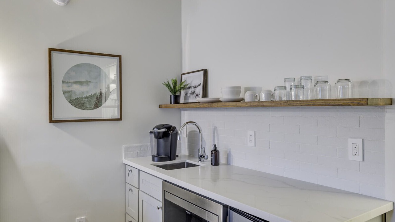 Photo of Kitchen in Lakeside Park