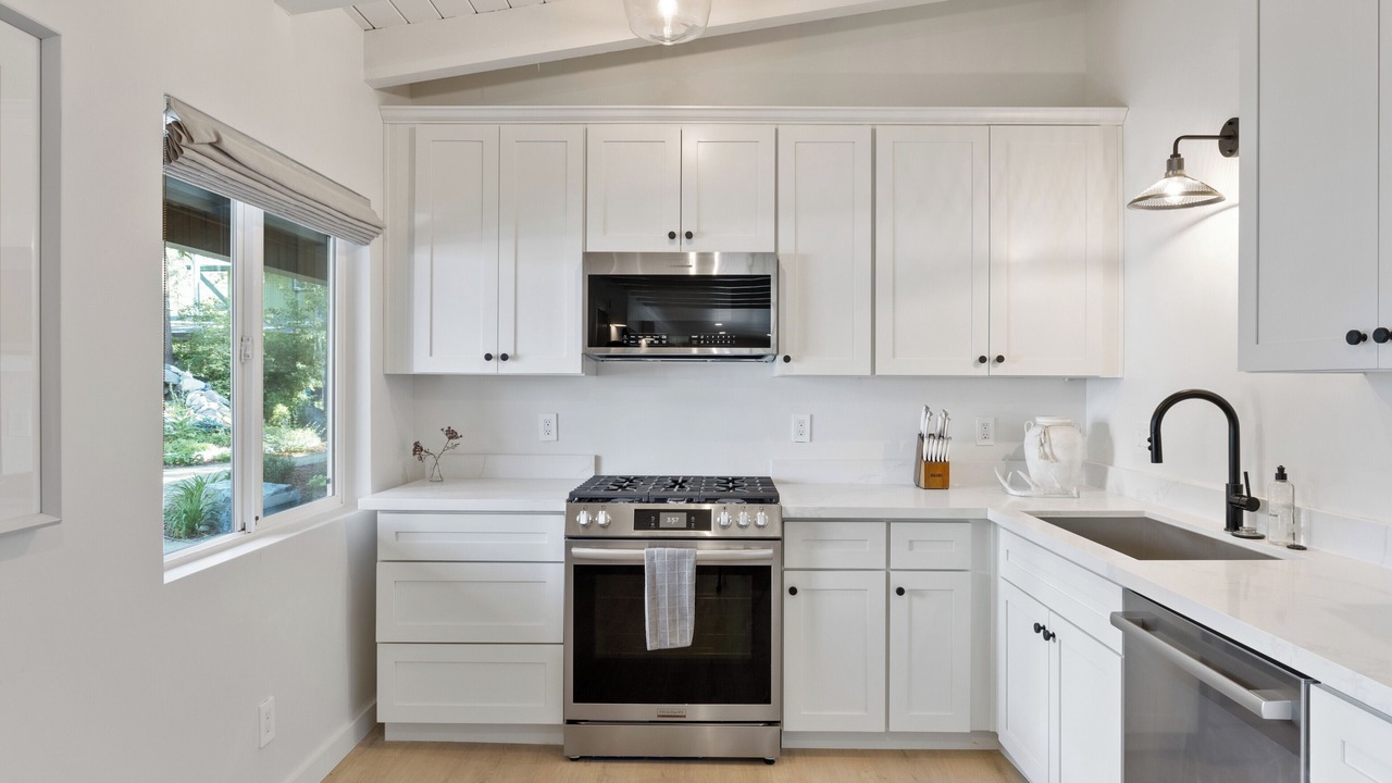 Photo of Kitchen in Lakeside Park