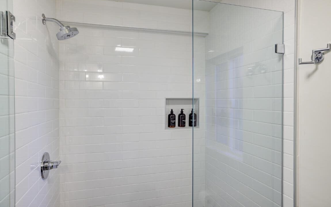 Photo of Bathroom in Lakeside Park