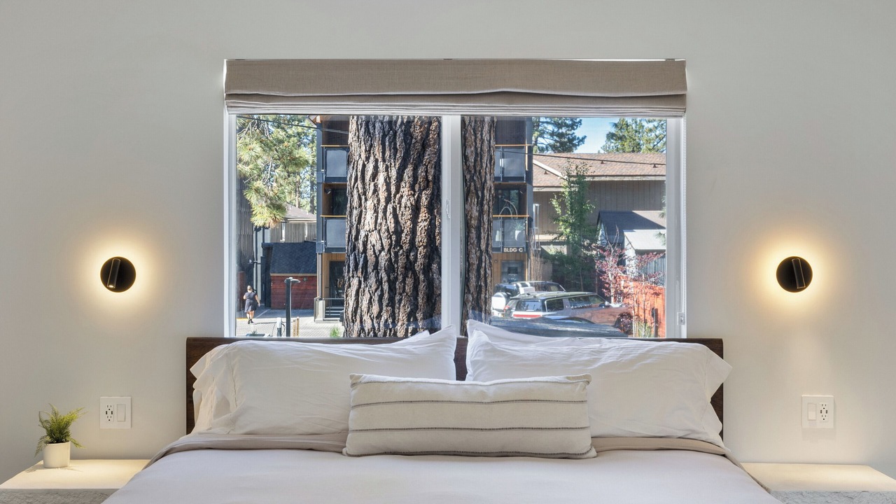 Photo of Bedroom in Lakeside Park