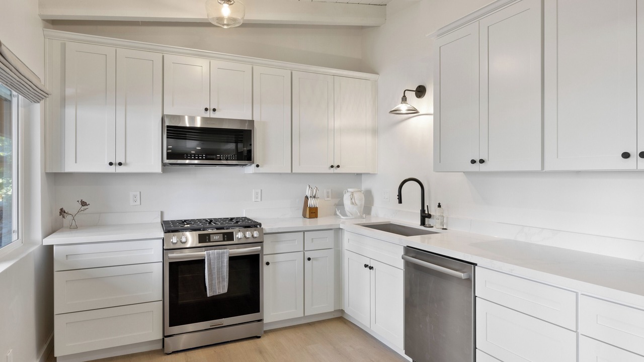 Photo of Kitchen in Lakeside Park