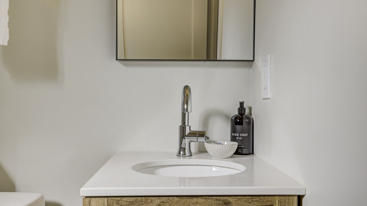 Photo of Bathroom in Lakeside Park