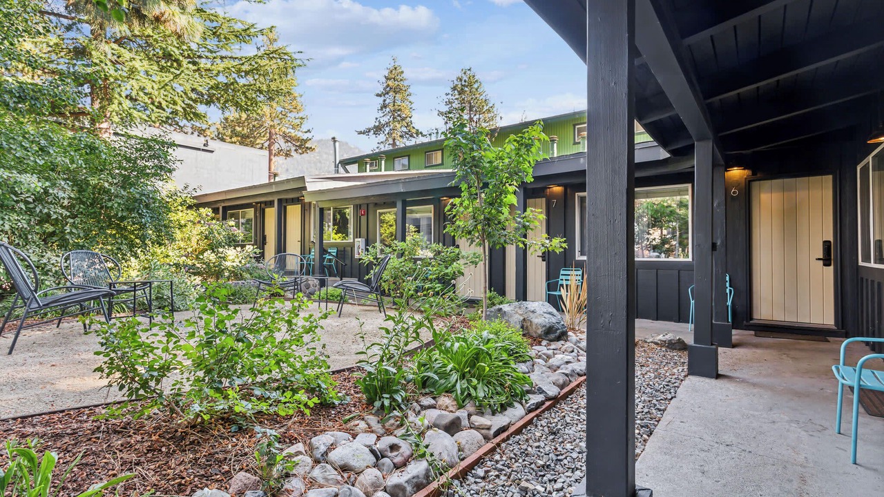 Photo of Patio Balcony in Lakeside Park
