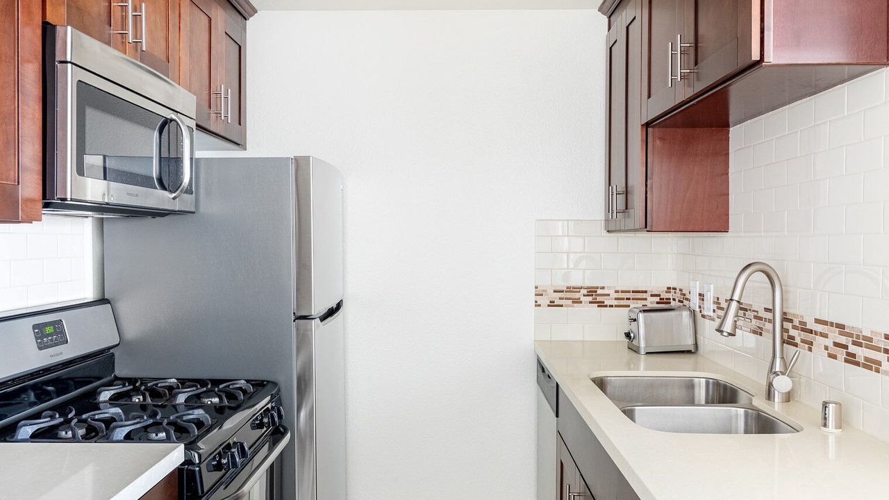 Photo of Kitchen in Hollywood Hills West