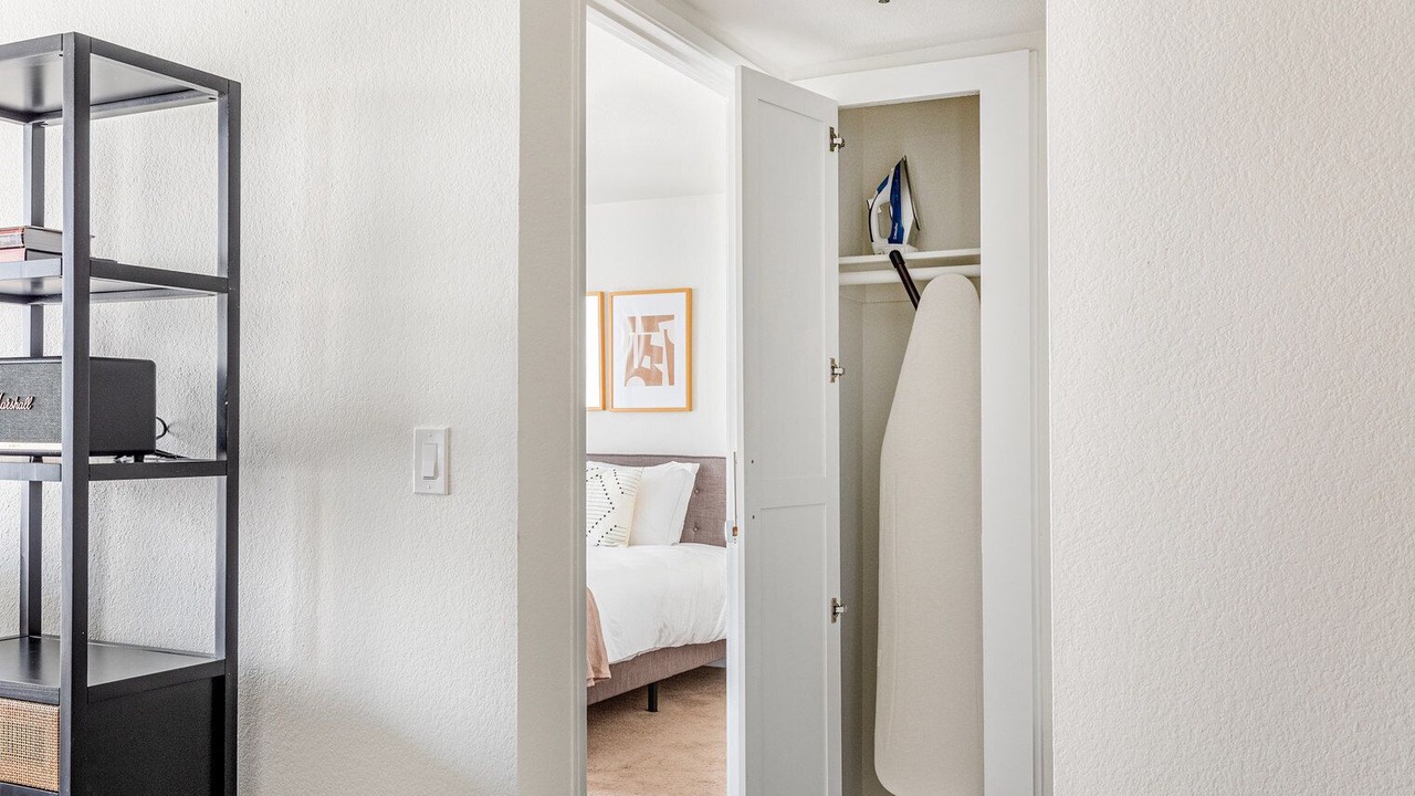 Photo of Bedroom in Hollywood Hills West