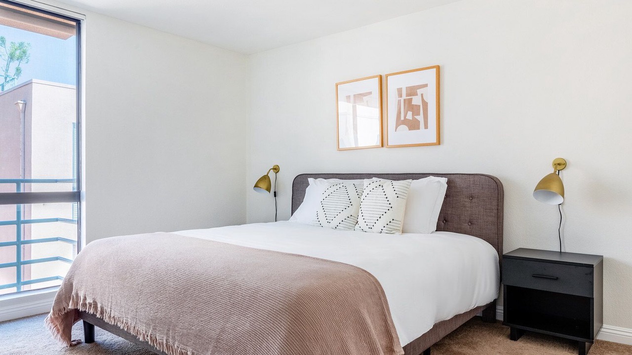 Photo of Bedroom in Hollywood Hills West