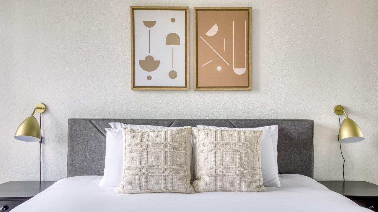 Photo of Bedroom in Hollywood Hills West