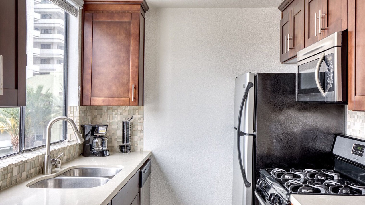 Photo of Kitchen in Hollywood Hills West
