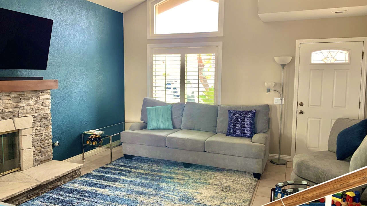 Photo of Livingroom in Lake Forest