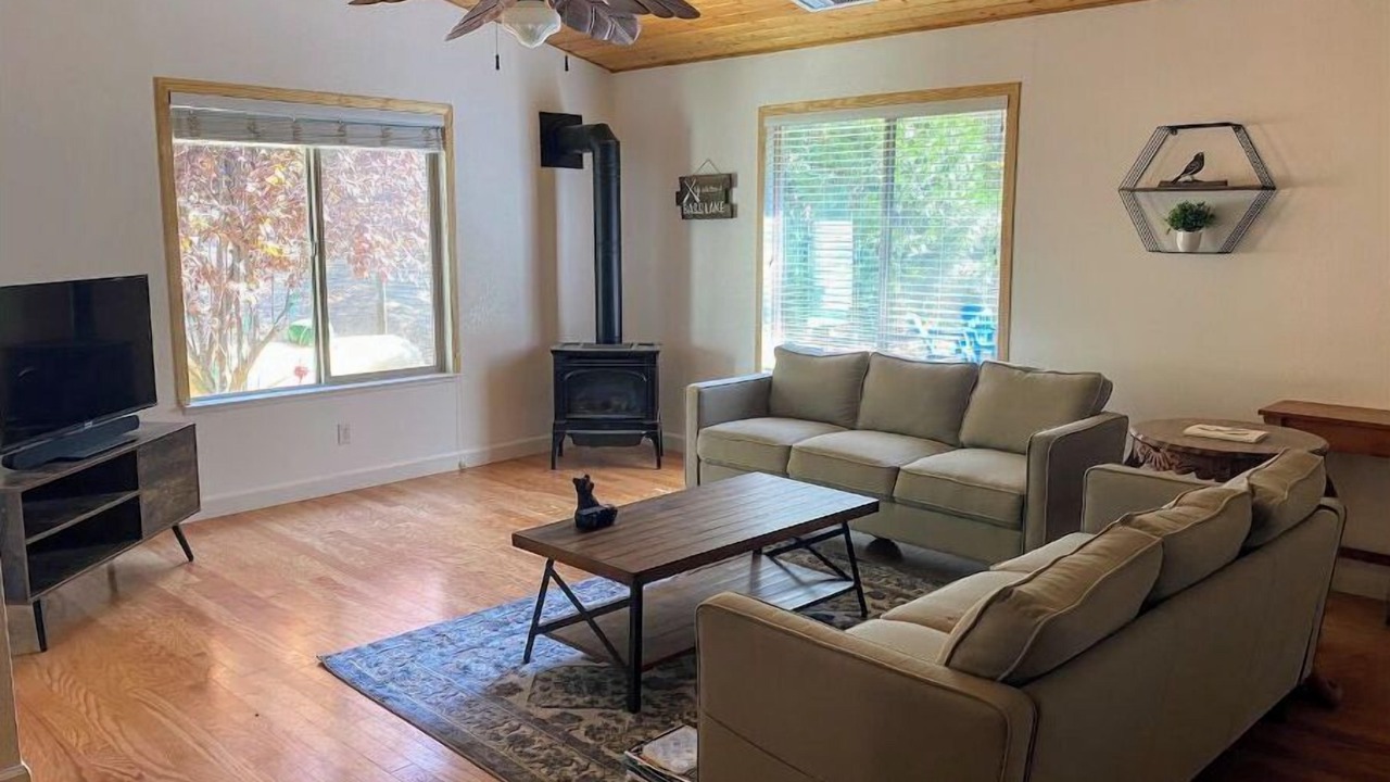 Photo of Livingroom in Wishon