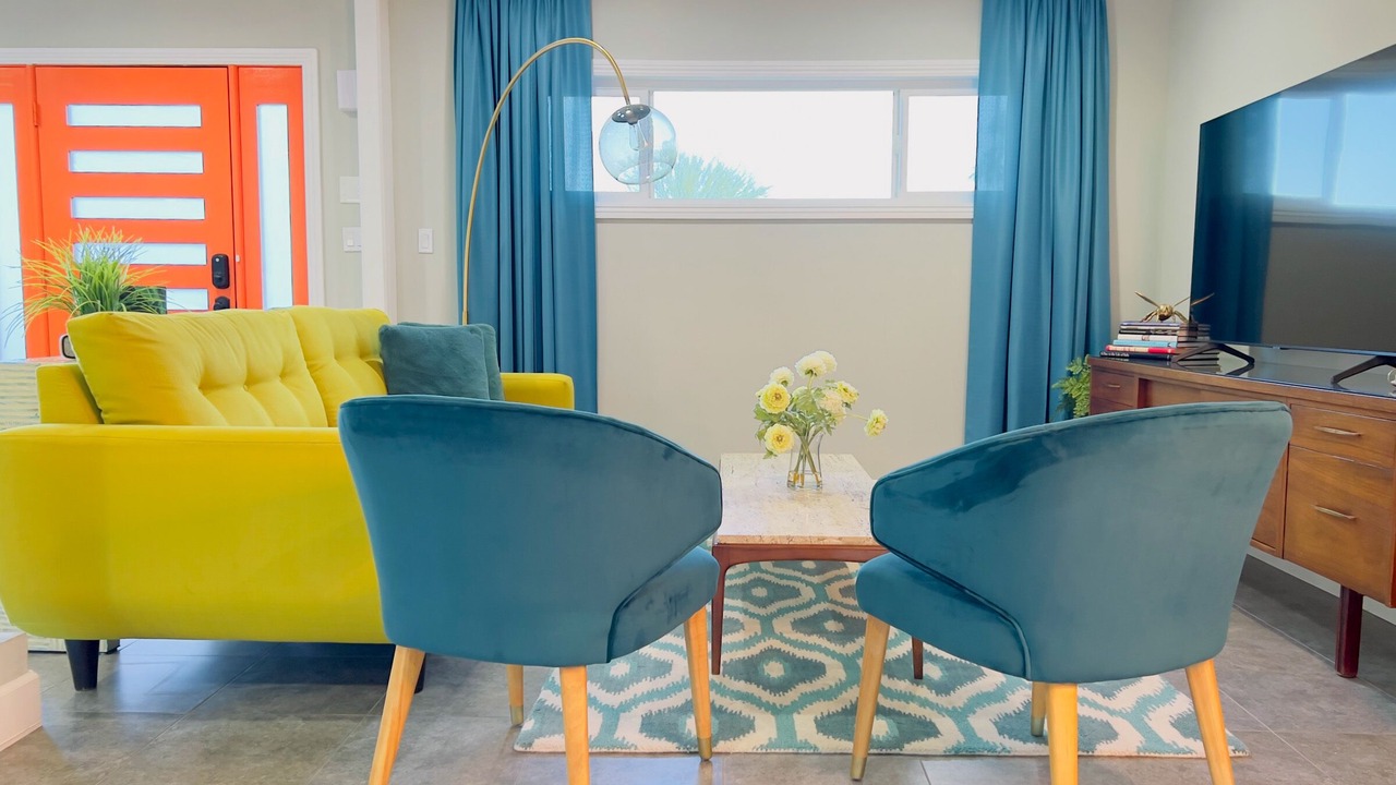 Photo of Livingroom in Deep Well Ranch