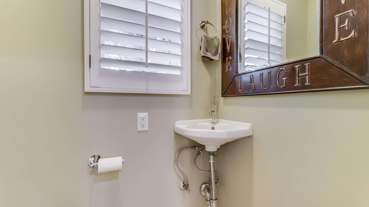 Photo of Bathroom in Sherman Oaks