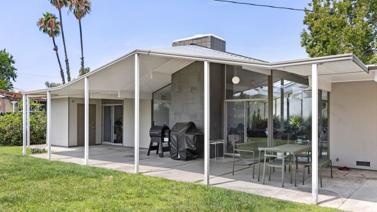 Photo of Outdoor in Orange