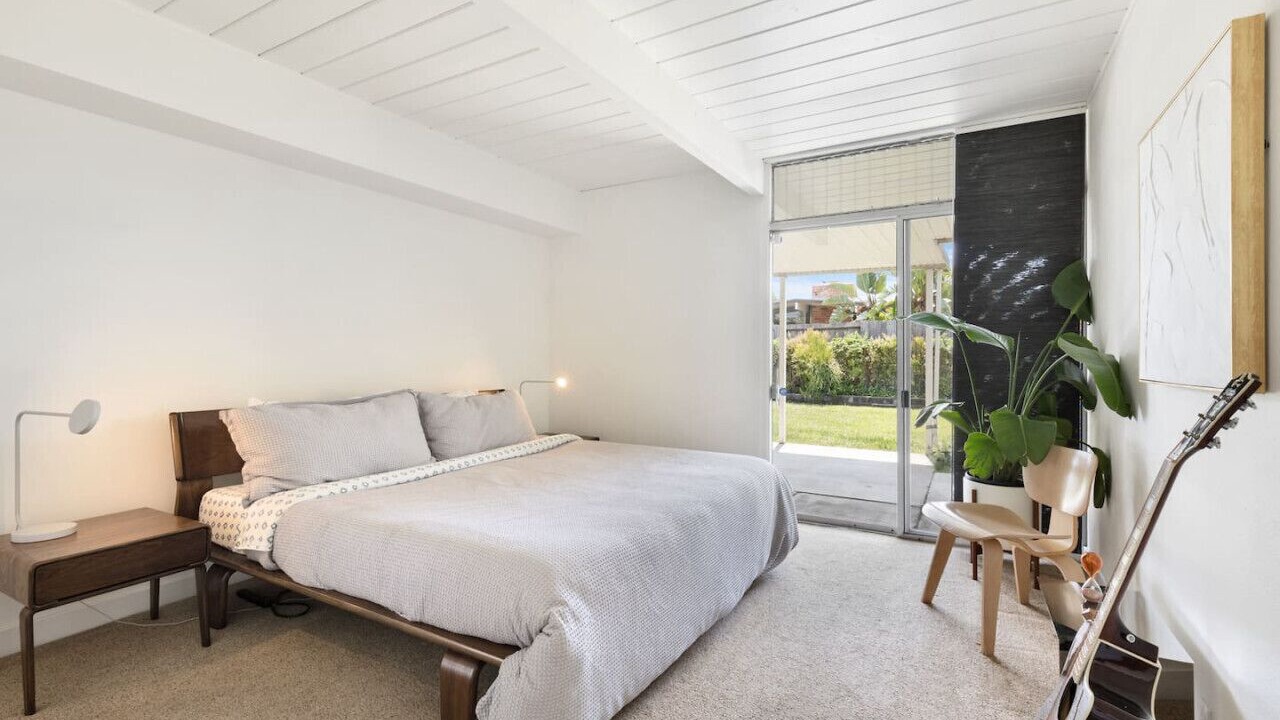 Photo of Bedroom in Orange