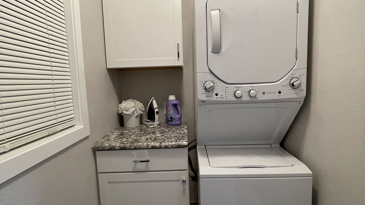 Photo of Bedroom in Shasta-Hanchett Park