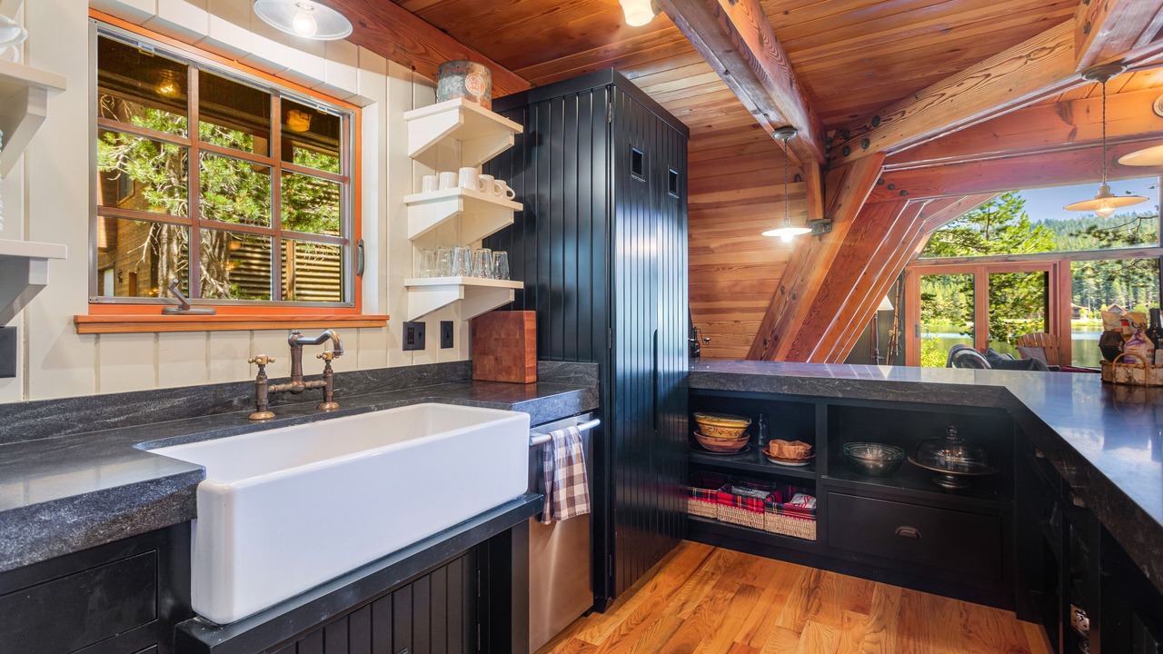 Photo of Kitchen in Serene Lakes