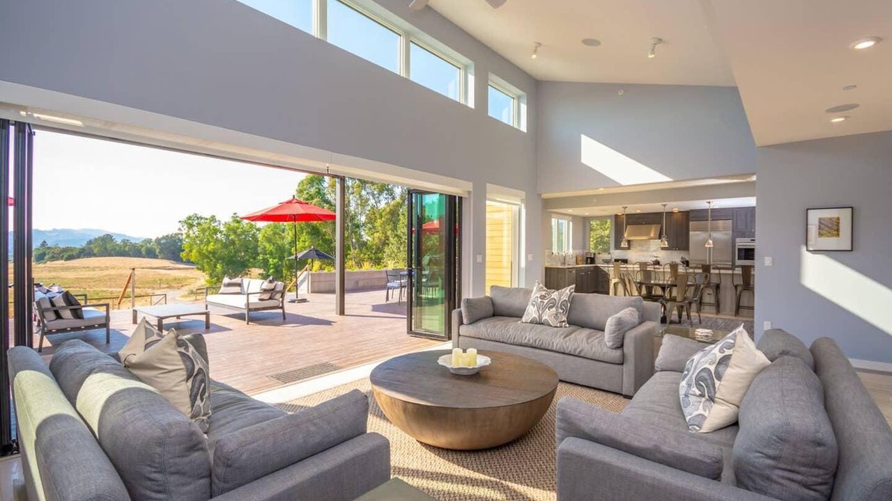 Photo of Livingroom in Healdsburg
