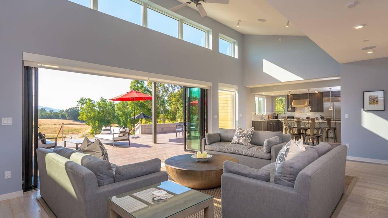 Photo of Livingroom in Healdsburg