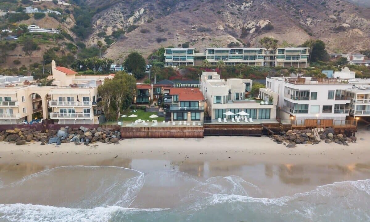 Photo of Others in Eastern Malibu