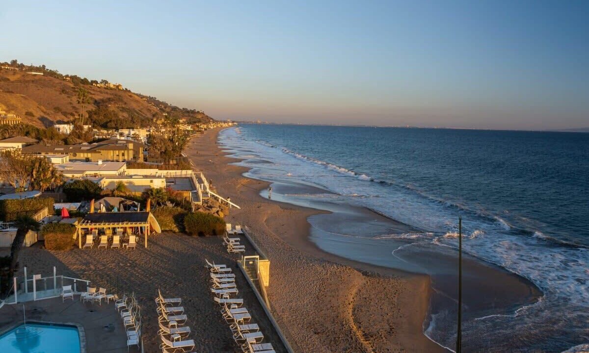 Photo of Others in Eastern Malibu