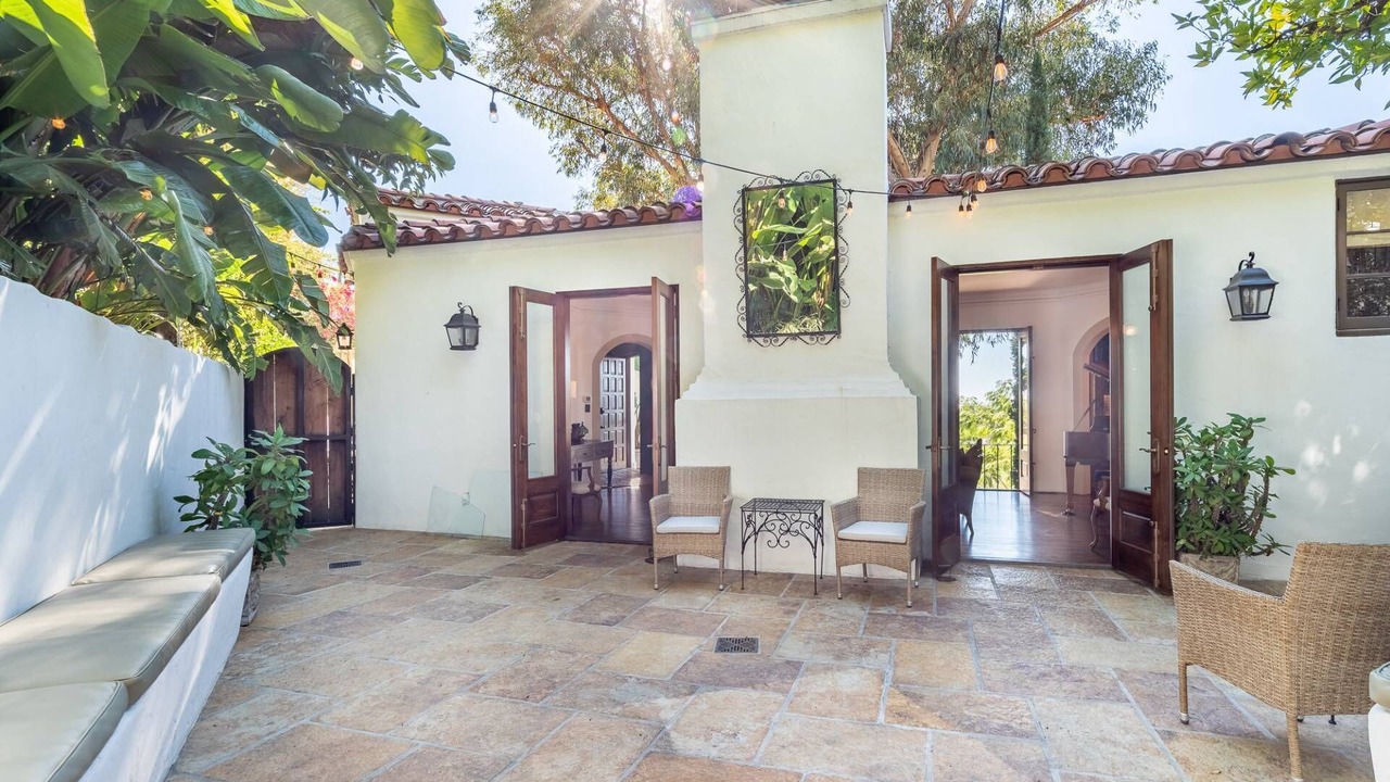 Photo of Outdoor in Hollywood Dell