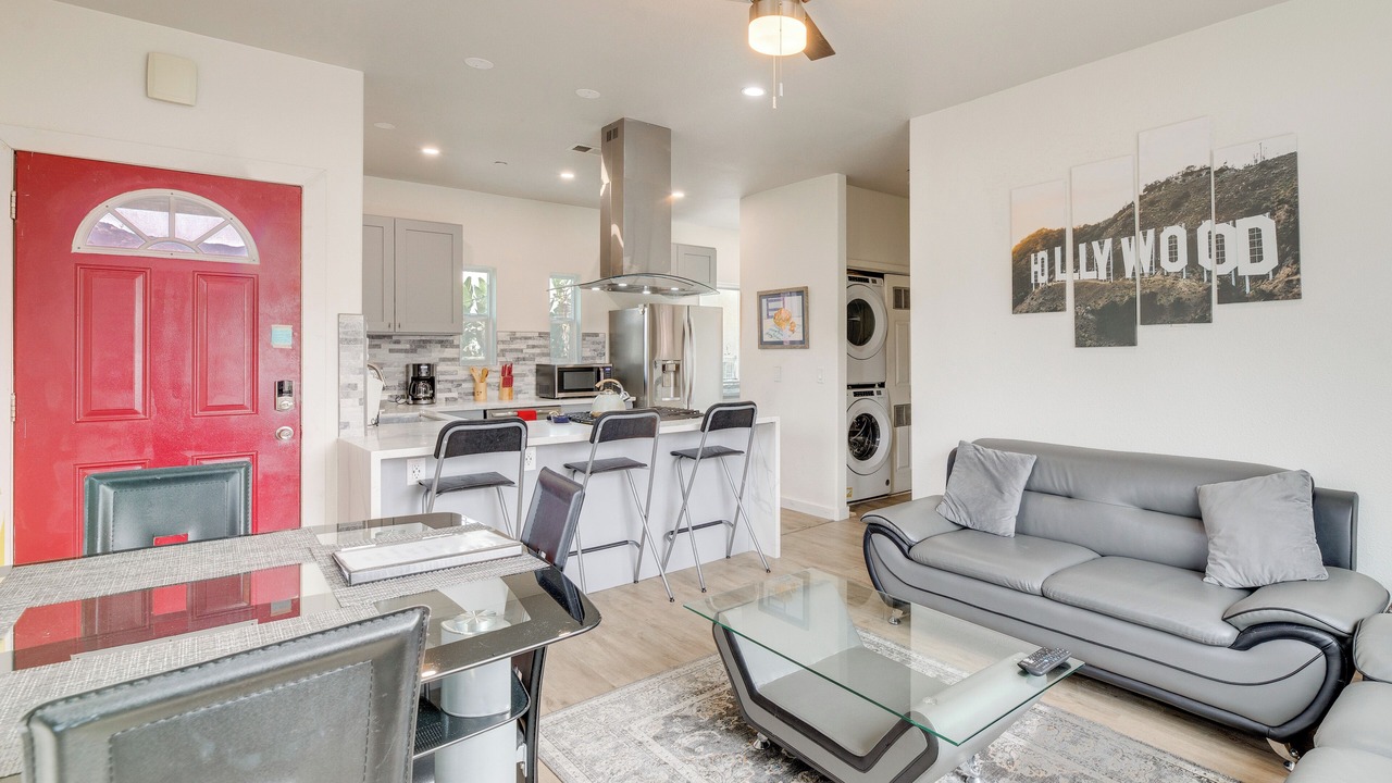 Photo of Livingroom in Glendale