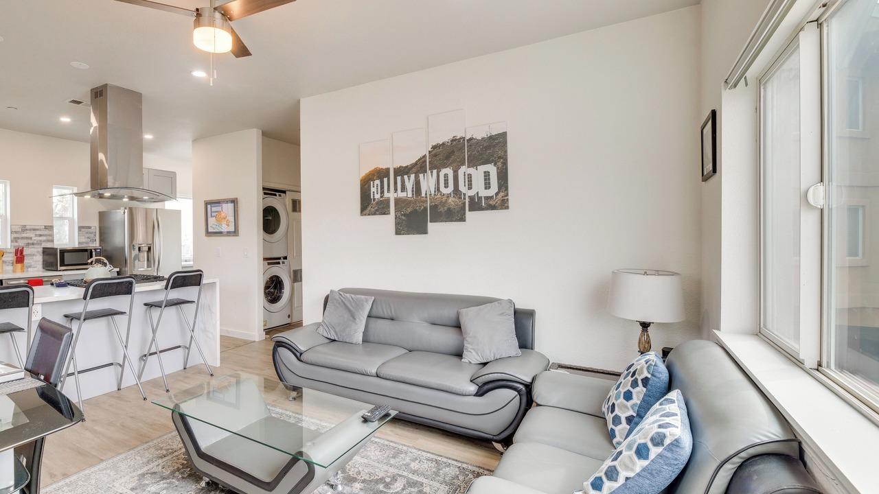 Photo of Livingroom in Glendale